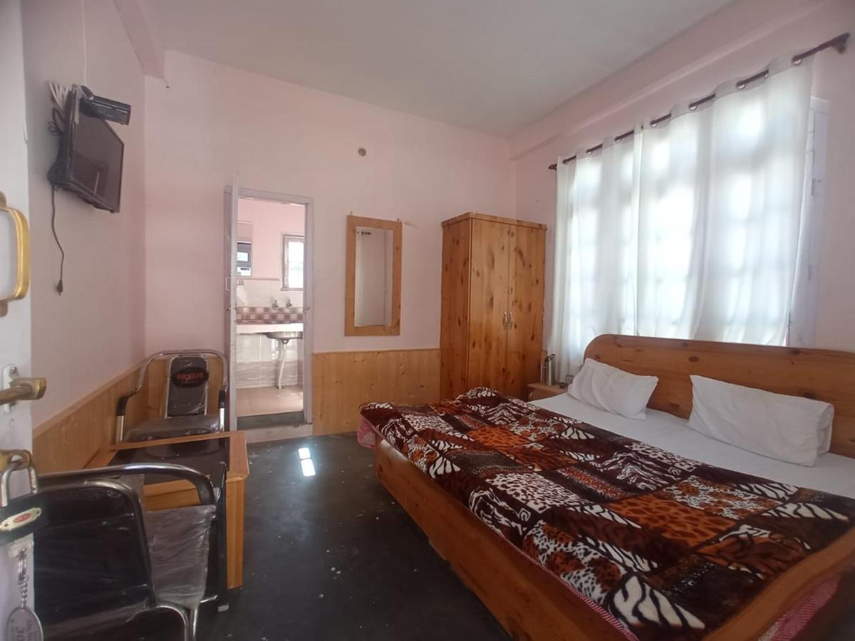 Snow Oak Guest House Kasol Exterior photo
